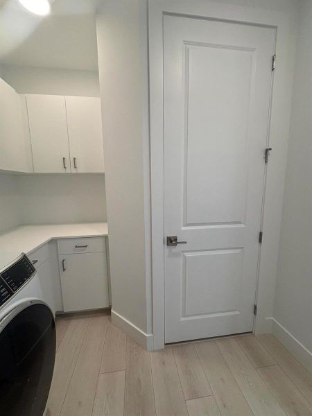 Mallory Laundry Room w/Utility Closet