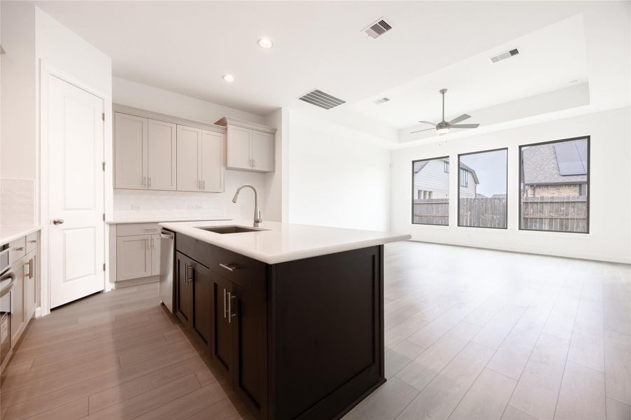 Image 17 of a home in Sunterra. Image 17 of a home in Sunterra.