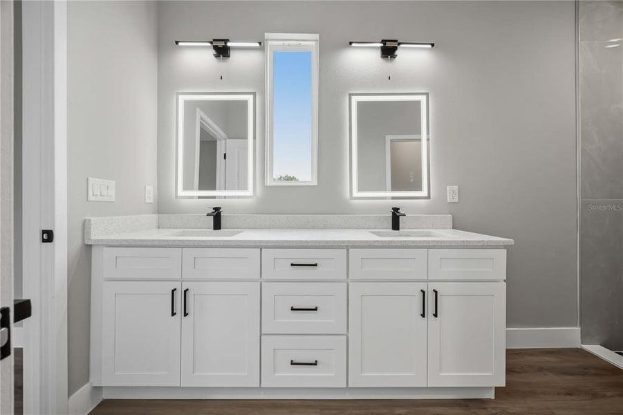 Furnished interior view inside a new home in , Winter Haven (Image 12).