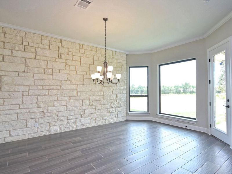 Representative unfurnished interior of a home built from the San Simeon I by Giddens Homes in Clearwater Ranch, Liberty Hill (Image 391).