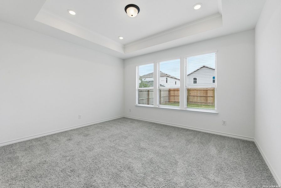 Spacious, unfurnished interior of a new home in Lily Springs, Seguin (Image 18).