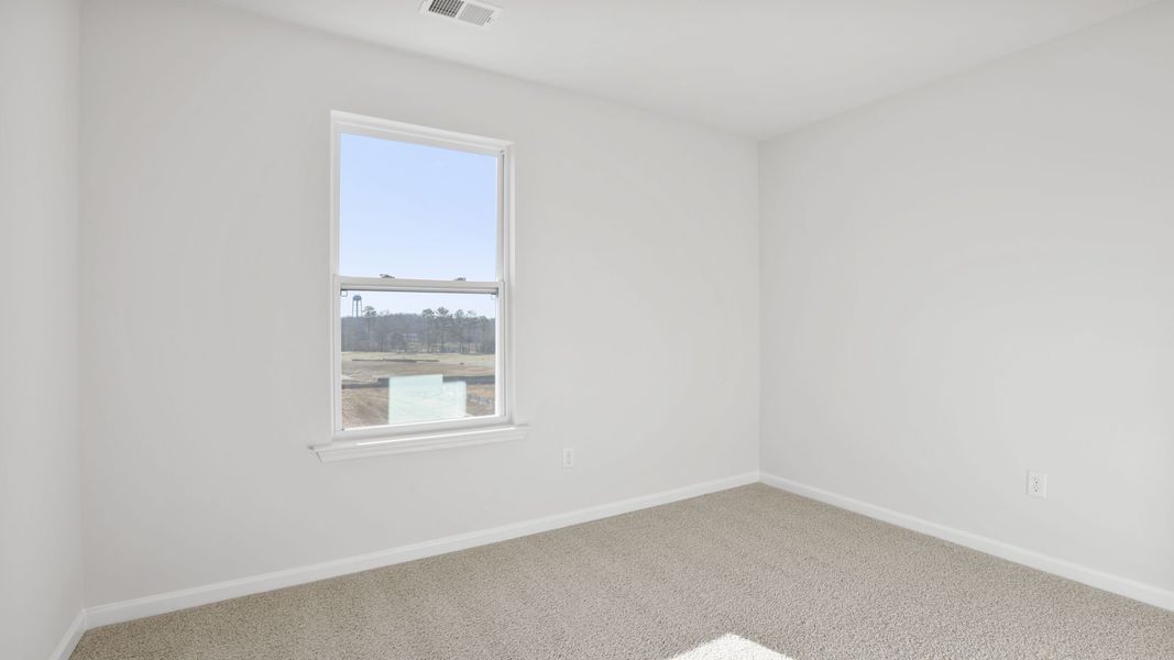 Spacious, unfurnished interior of a new home in Cedar Gap, Fountain Inn (Image 24).