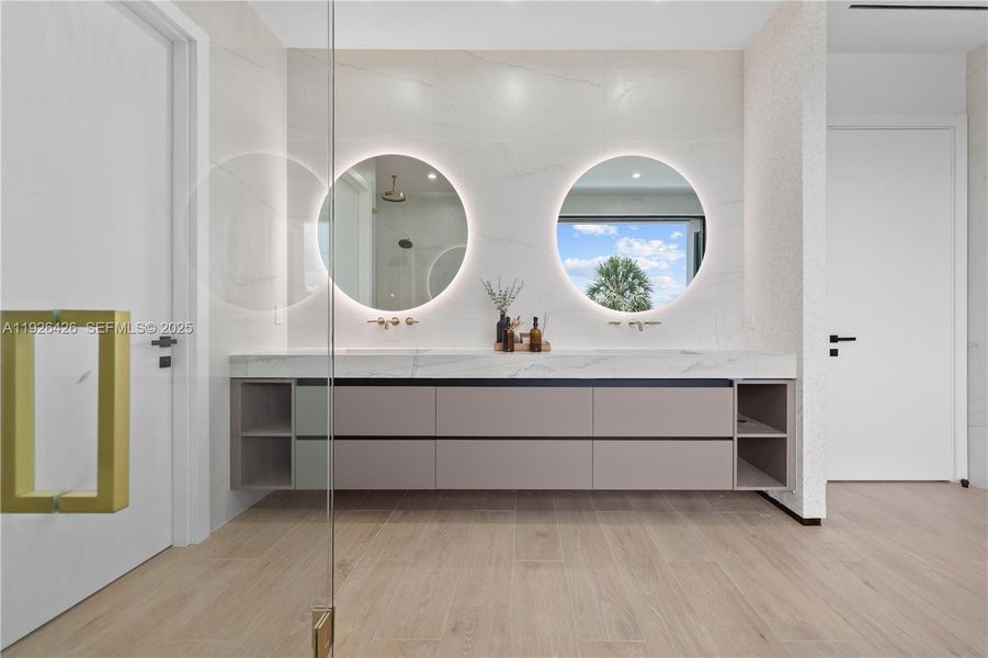 Furnished interior view inside a new home in , Fort Lauderdale (Image 39).