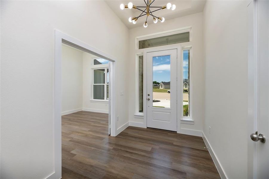 Spacious, unfurnished interior of a new home in , Princeton (Image 19).