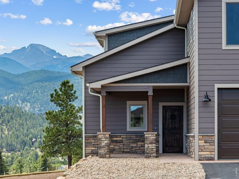 Exterior details and patio area of a home in , Estes Park (Image 27).