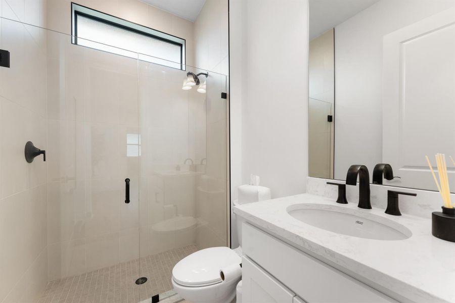 Image 34 of a home in .