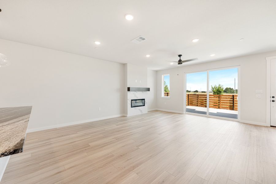 Spacious, unfurnished interior of a new home in Wildridge, Oak Point (Image 23). Spacious, unfurnished interior of a new home in Wildridge, Oak Point (Image 23).