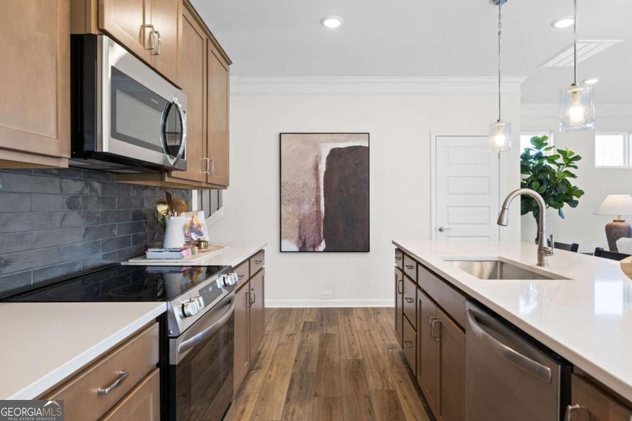 Furnished interior view inside a new home in Stonebridge North, Macon (Image 15).