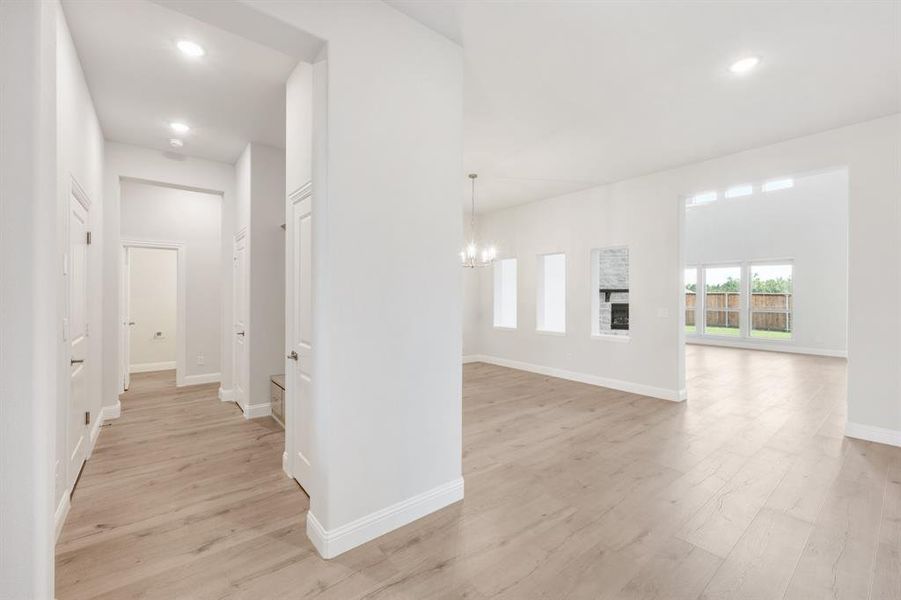 Spacious, unfurnished interior of a new home in Terracina, Rockwall (Image 34). Spacious, unfurnished interior of a new home in Terracina, Rockwall (Image 34).