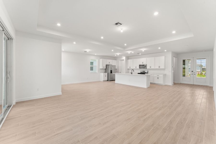 Spacious, unfurnished interior of a new home in Tradition, Port St. Lucie (Image 8). Spacious, unfurnished interior of a new home in Tradition, Port St. Lucie (Image 8).