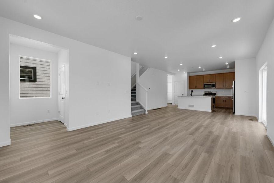Spacious, unfurnished interior of a new home in Farmlore, Brighton (Image 10).
