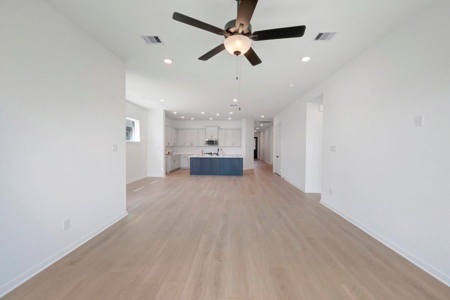 Spacious, unfurnished interior of a new home in Jordan Ranch - Terrace Collection, Fulshear (Image 16).