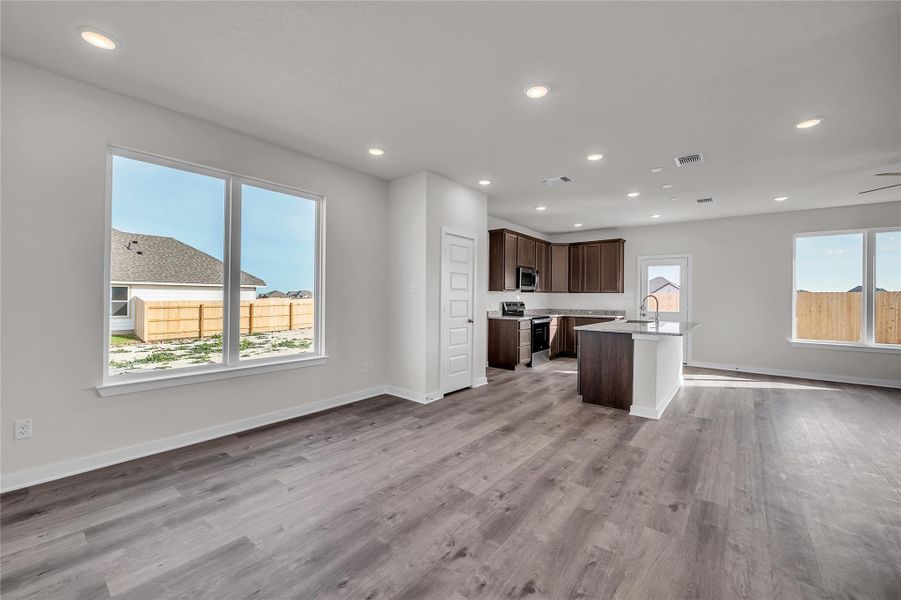 Spacious, unfurnished interior of a new home in Eastern Wells, Jarrell (Image 35).