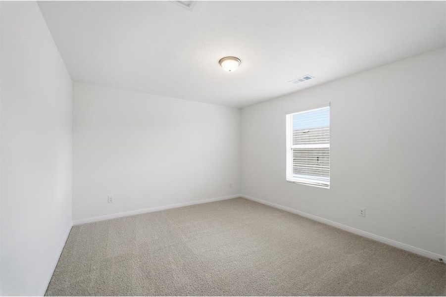 Spacious, unfurnished interior of a new home in Westridge, McKinney (Image 27).