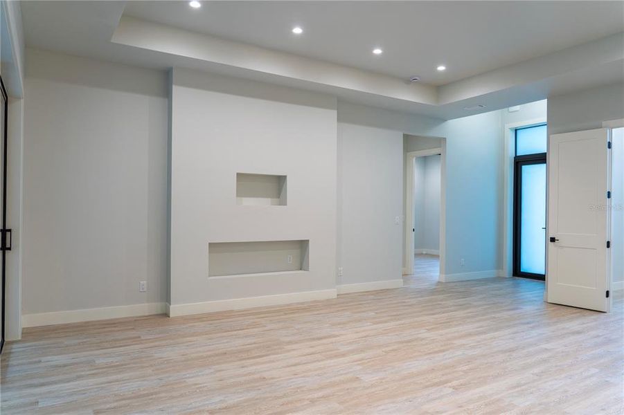 Spacious, unfurnished interior of a new home in , North Port (Image 22).
