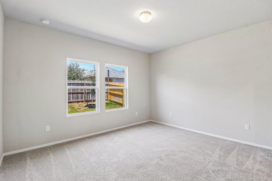 Spacious, unfurnished interior of a new home in Applewhite Meadows, San Antonio (Image 14).