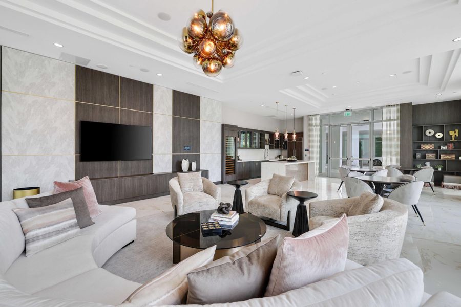 475 E Royal Palm Road - 34 475 E Royal Palm Road - 34