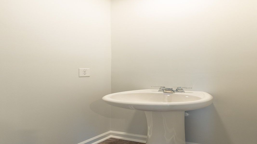 Close-up of interior finishes inside a home in Pineview North, Summerville (Image 16).