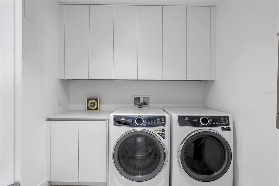 Image 77 of a home in .