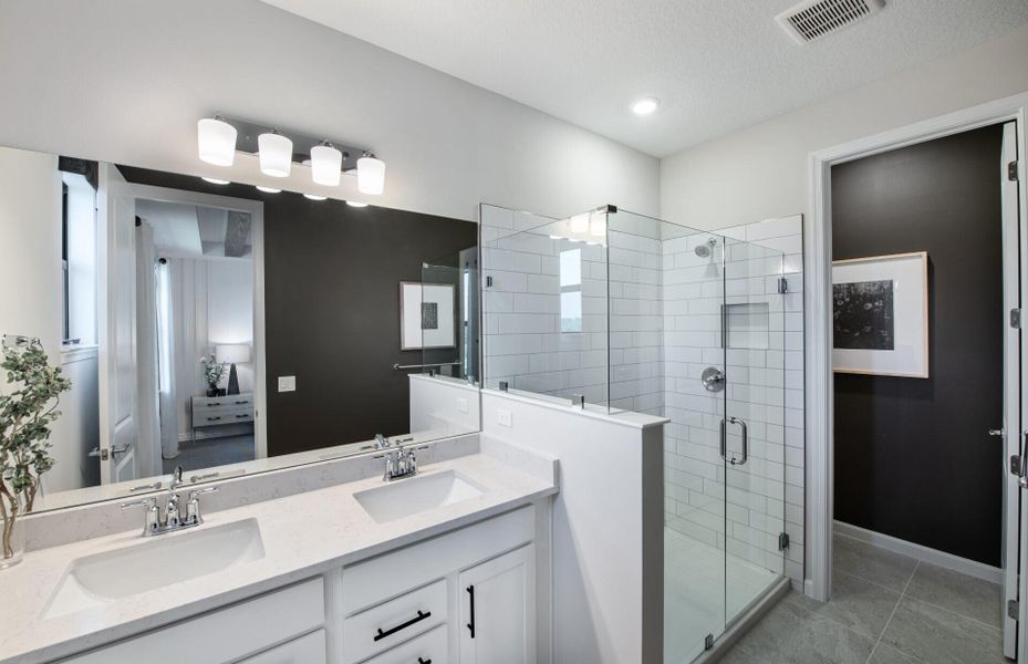 Latitude II Owners Bath