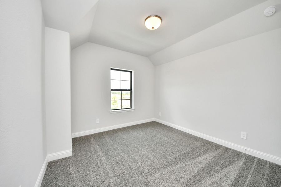 Spacious, unfurnished interior of a new home in Bridgeland: Signature Collection, Cypress (Image 25).