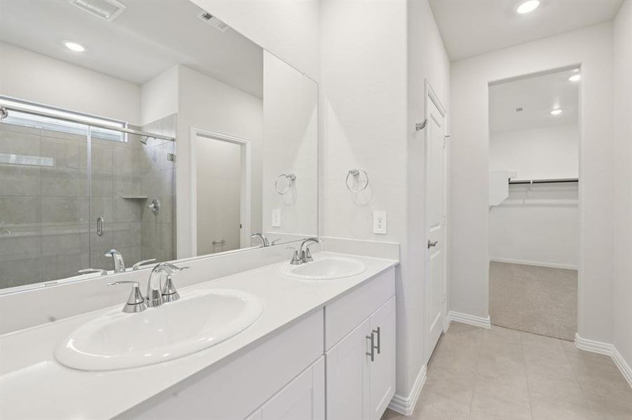 Photo is not of the actual home, but is an inspirational photo of builder’s model home and may depict options, furnishings, and/or decorator features that are not included.