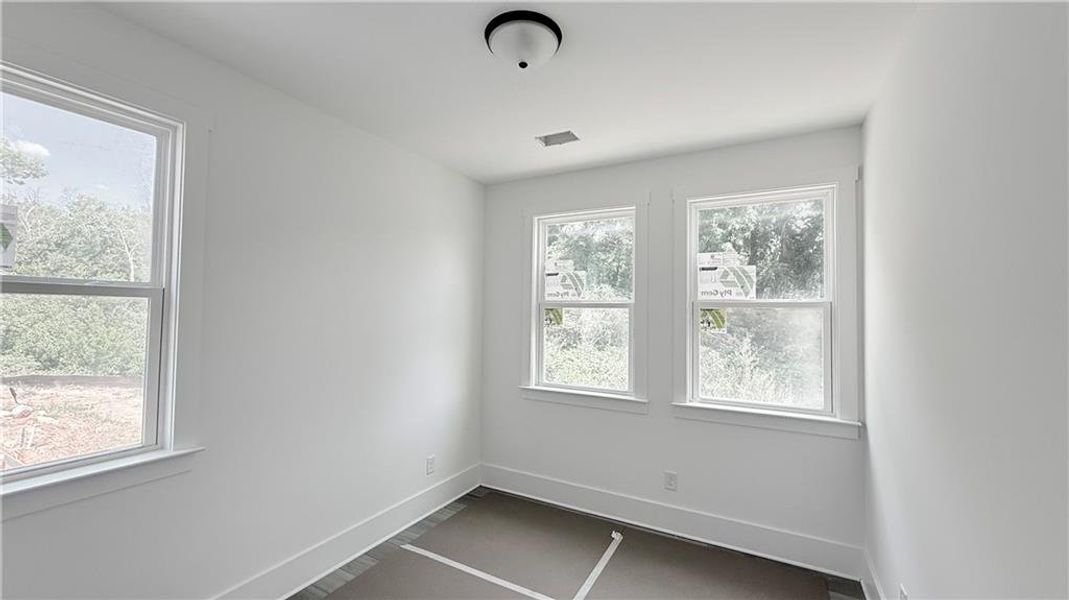 Image 31 of a home in Park Vue.