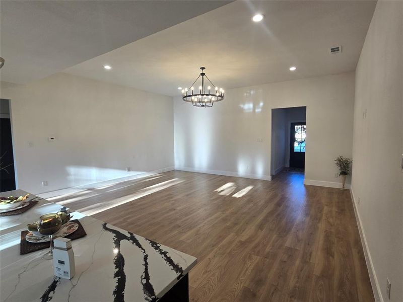 Spacious, unfurnished interior of a new home in , Waxahachie (Image 13).