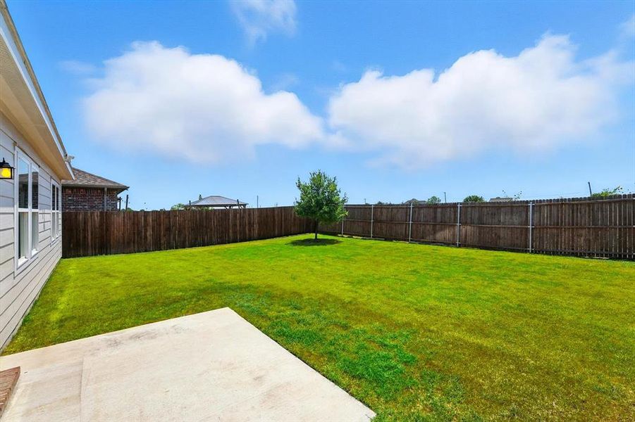 Exterior details and patio area of a home in , Fort Worth (Image 4). Exterior details and patio area of a home in , Fort Worth (Image 4).
