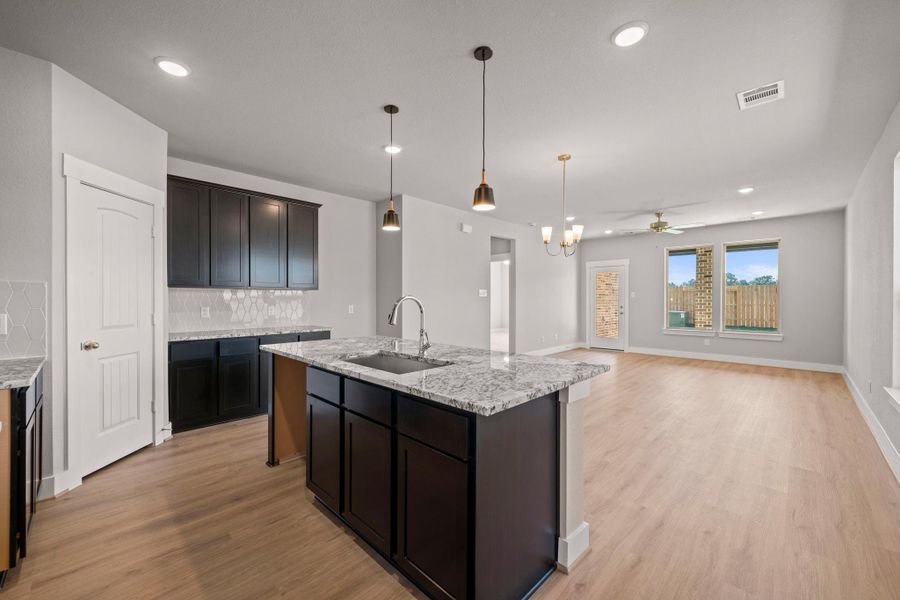 Picture expansive windows that invite natural light to dance through spacious living areas, creating a welcoming atmosphere perfect for gatherings or quiet moments of reflection. Picture expansive windows that invite natural light to dance through spacious living areas, creating a welcoming atmosphere perfect for gatherings or quiet moments of reflection.