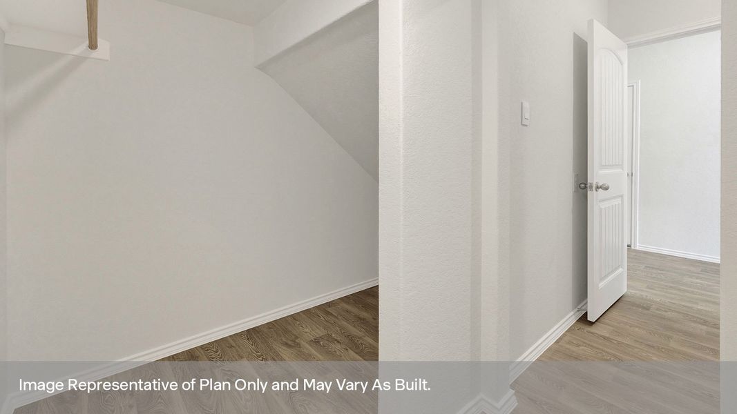 Spacious, unfurnished interior of a new home in Arroyo Ranch, Seguin (Image 19). Spacious, unfurnished interior of a new home in Arroyo Ranch, Seguin (Image 19).