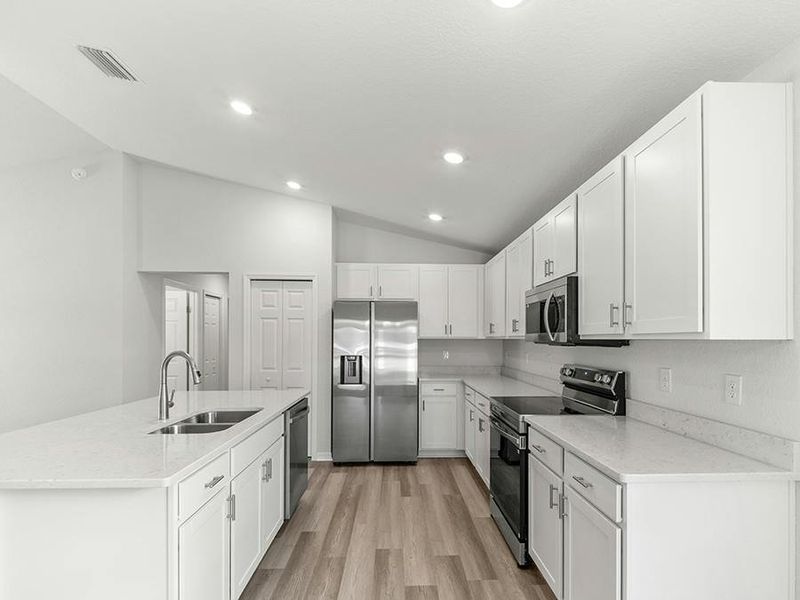 Move-in ready 3-bedroom home for sale in Winter Haven, FL!