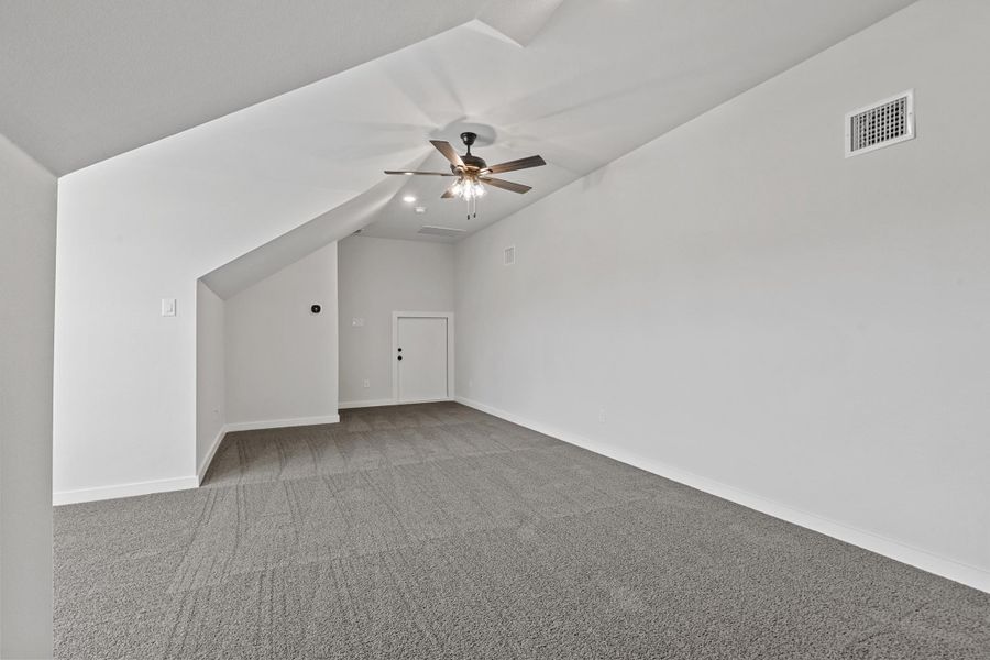 Representative unfurnished interior of a home built from the Garrison II by Cheldan Homes in Stoneview, Glen Rose (Image 69).