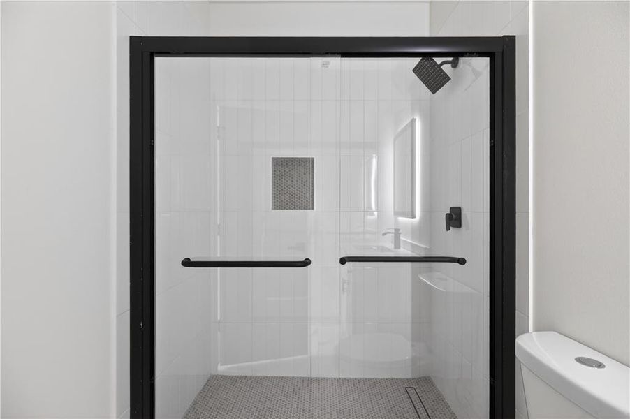 Image 33 of a home in .