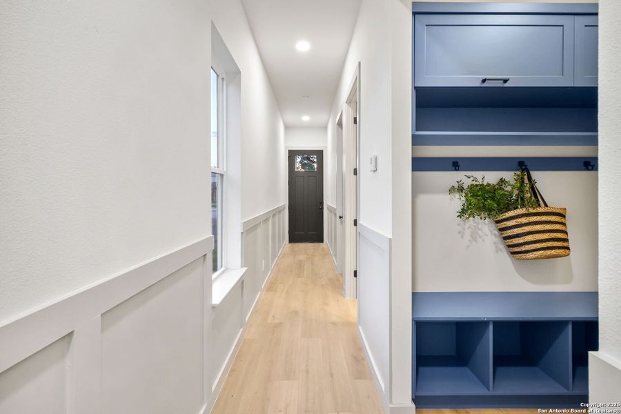 Furnished interior view inside a new home in , San Antonio (Image 41).