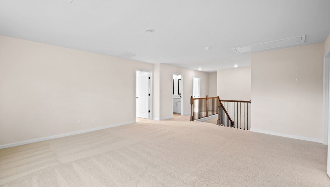 Representative unfurnished interior of a home built from the HAMPSHIRE by D.R. Horton in Whitehawk Meadows, Travelers Rest (Image 26).
