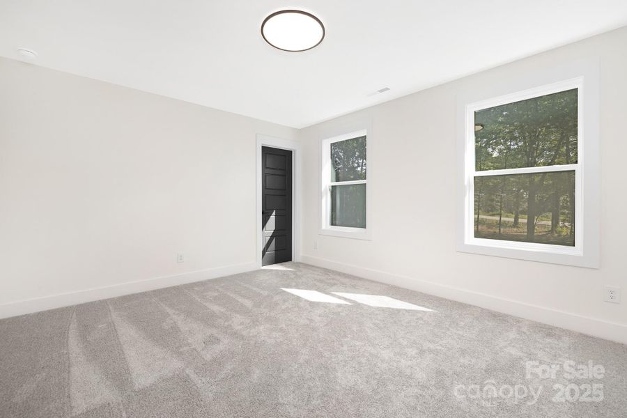 Spacious, unfurnished interior of a new home in , Waxhaw (Image 17). Spacious, unfurnished interior of a new home in , Waxhaw (Image 17).