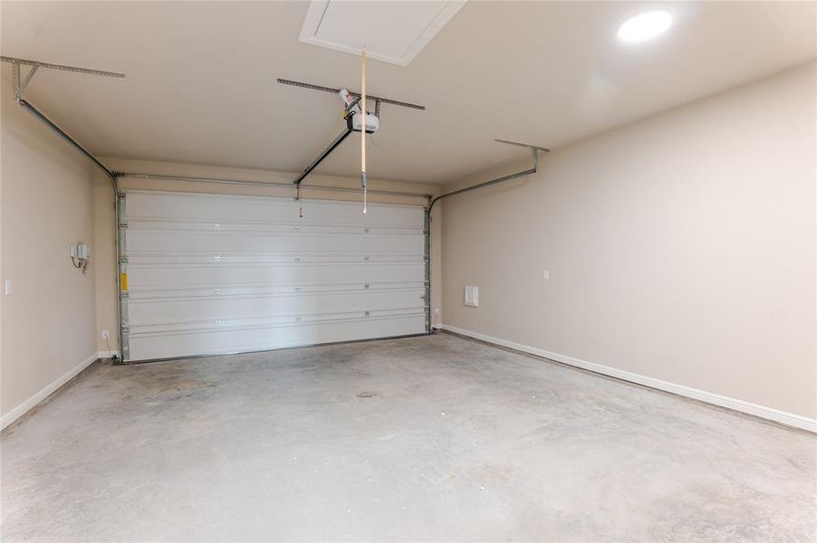 Spacious, unfurnished interior of a new home in , Tolar (Image 19). Spacious, unfurnished interior of a new home in , Tolar (Image 19).