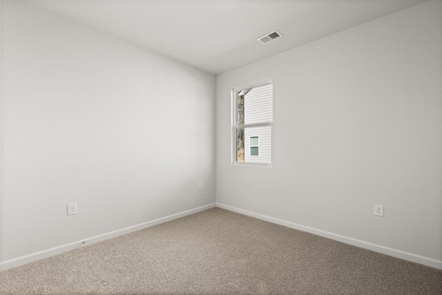 Spacious, unfurnished interior of a new home in Northwoods at Mirror Lake, Villa Rica (Image 27).