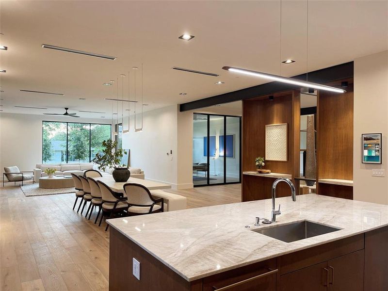 Community amenities in , Dallas (Image 28).