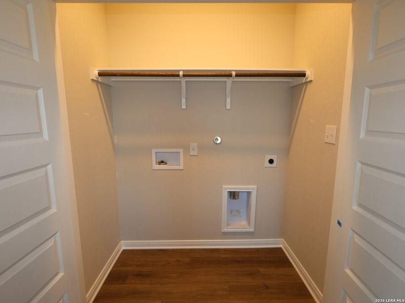 Spacious, unfurnished interior of a new home in Paloma Park, Converse (Image 17).