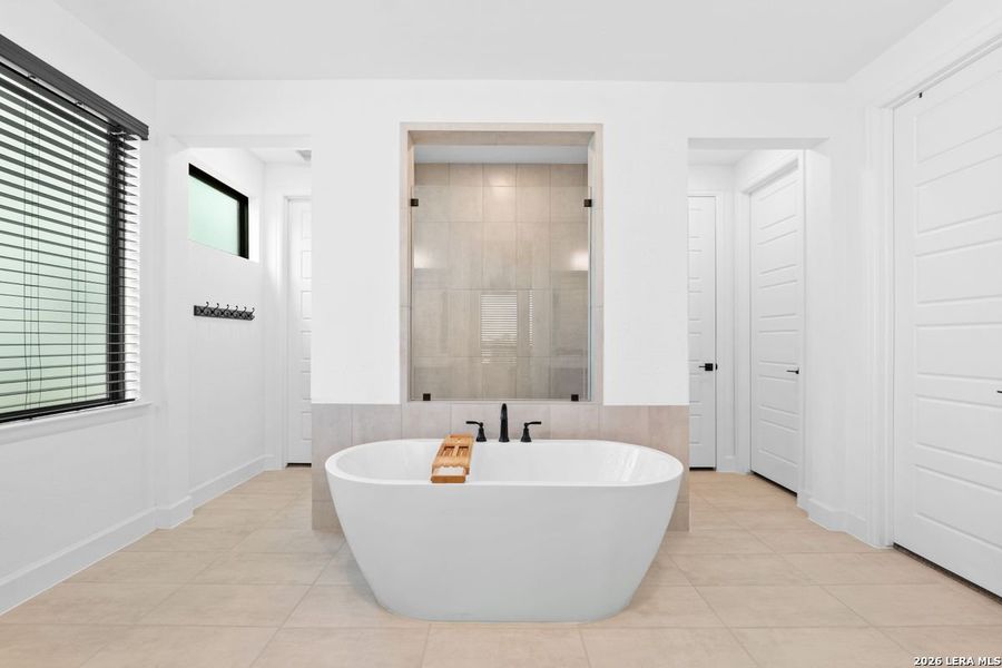 Furnished interior view inside a new home in Esperanza, Boerne (Image 31).