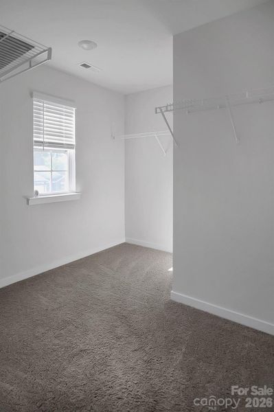 Spacious, unfurnished interior of a new home in , Kings Mountain (Image 27).