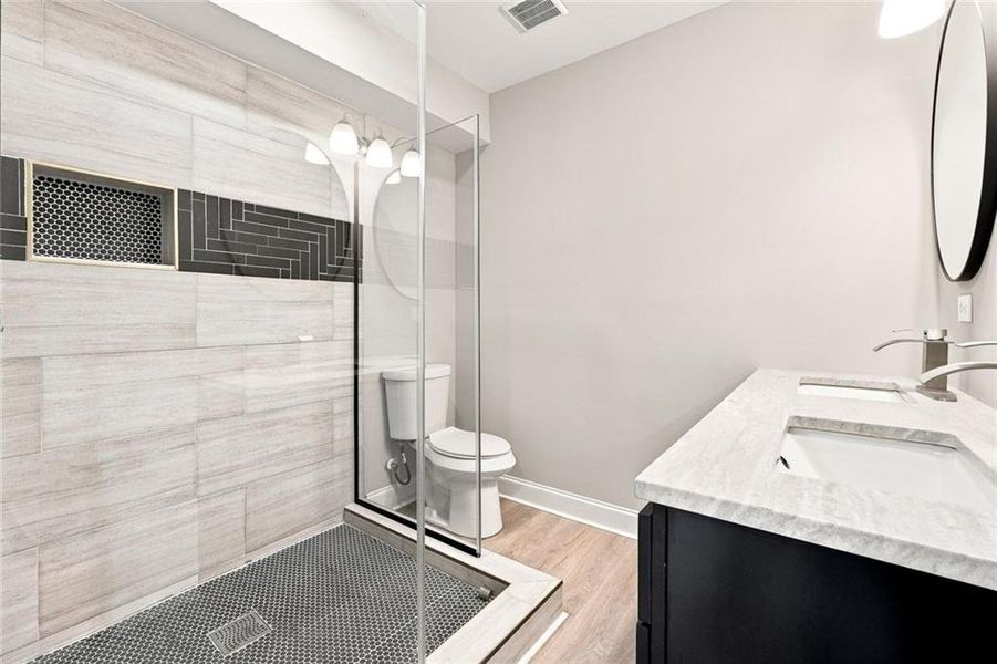 Furnished interior view inside a new home in , Acworth (Image 17).