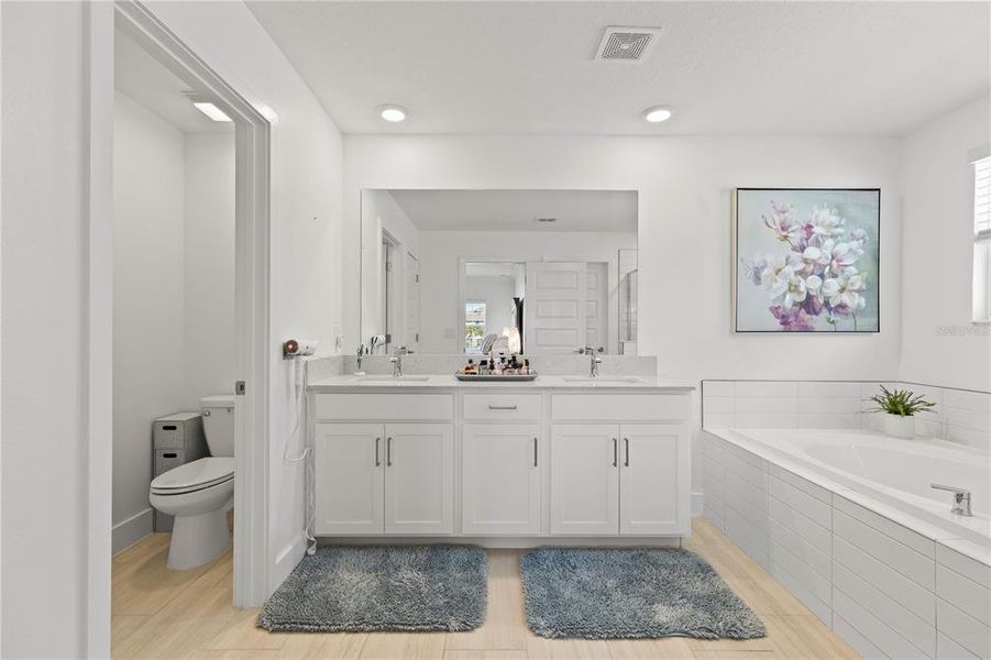 Furnished interior view inside a new home in Bryant Square: The Manors, New Port Richey (Image 36).