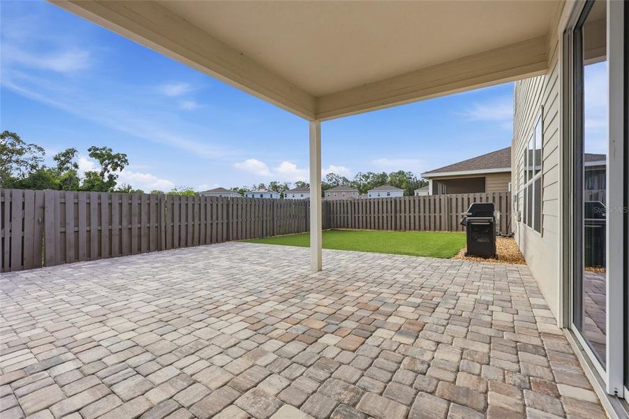 Exterior details and patio area of a home in , Newberry (Image 4).