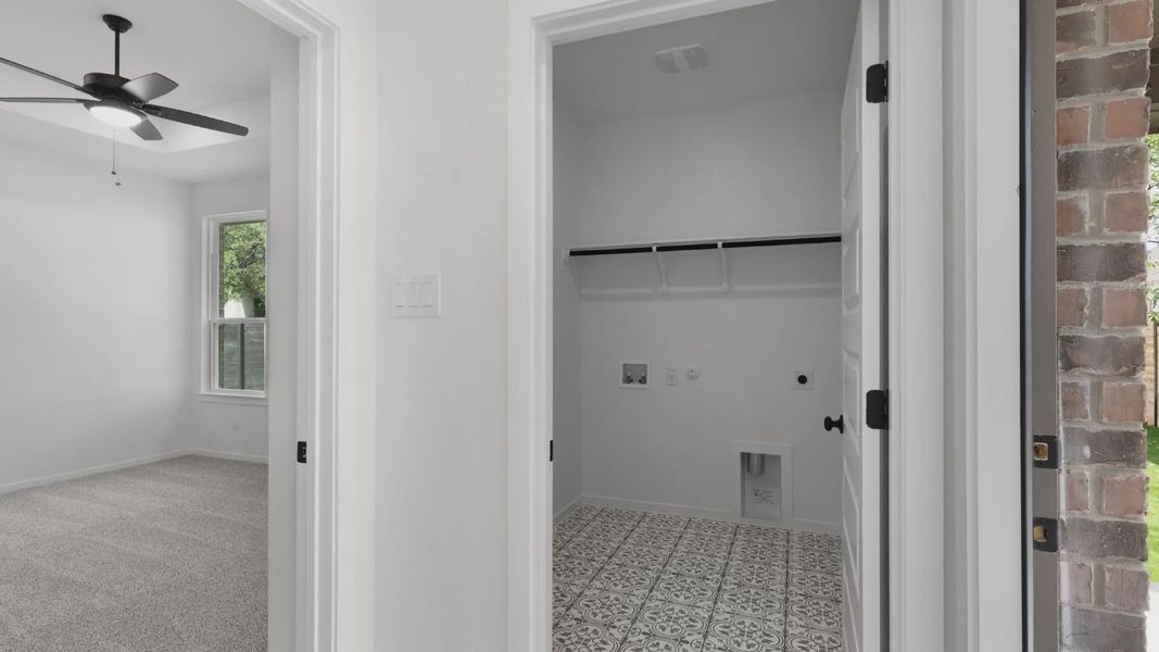 Representative unfurnished interior of a home built from the Aventura by Chesmar Homes in Parkside on the River, Georgetown (Image 16).