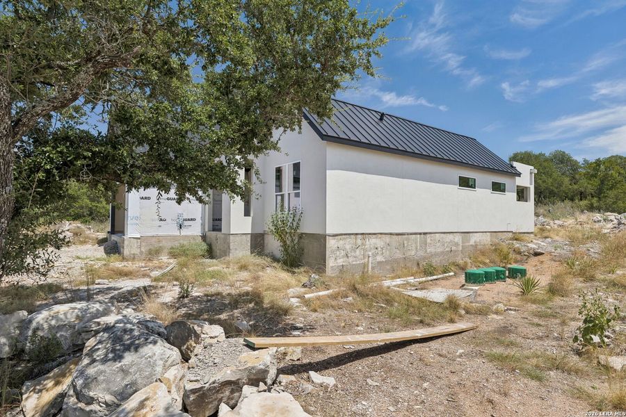 Image 37 of a home in .