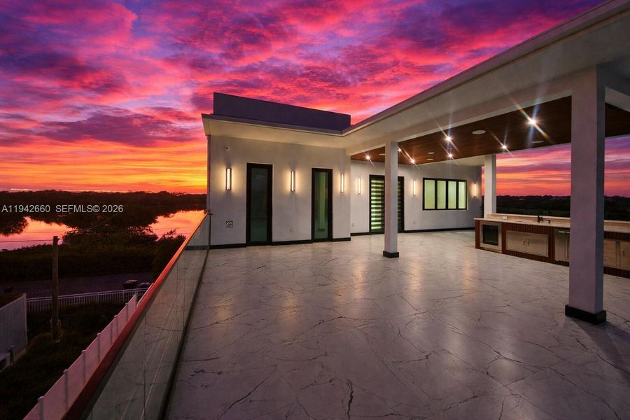 Exterior details and patio area of a home in , Key Largo (Image 32).