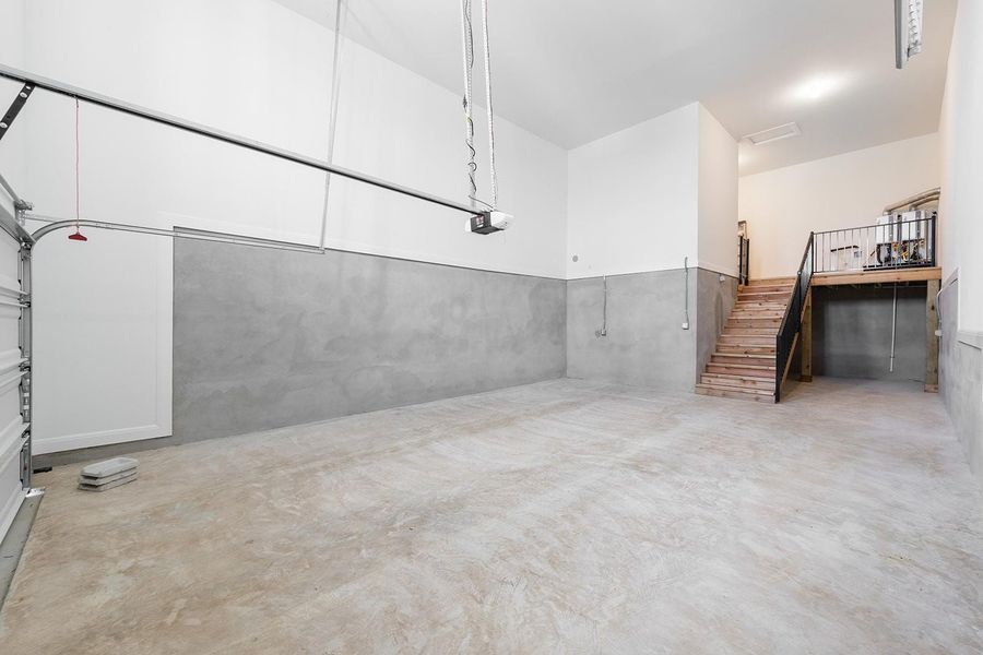 Spacious, unfurnished interior of a new home in The Hollows Canyon - 60', Lago Vista (Image 21). Spacious, unfurnished interior of a new home in The Hollows Canyon - 60', Lago Vista (Image 21).